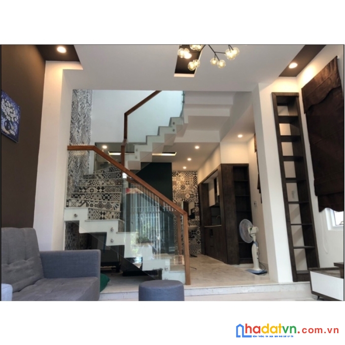 Hình thật. bán 3 tầng nhà, full nội thất,ôtô, điên biên phủ giá 3.xx tỷ gọi ngay 0905522660