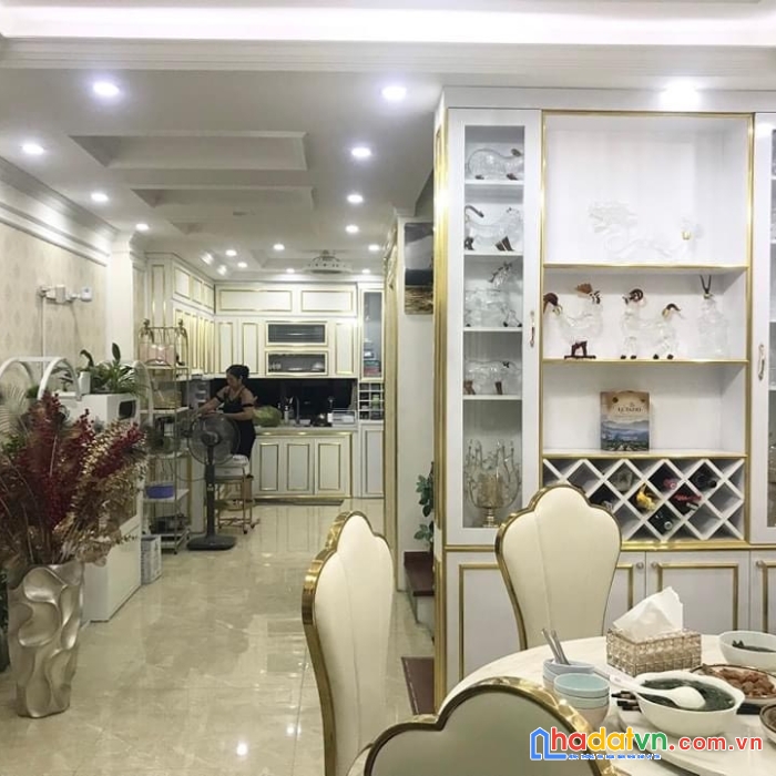 Phùng chí kiên - cầu giấy - 7 tầng thang máy - nội thất siêu xịn -11,6 tỷ