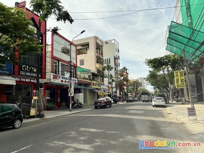 Sinh lời ngay mặt tiền 2t núi thành lô góc ngang 7m dt 125m, 27 tỷ