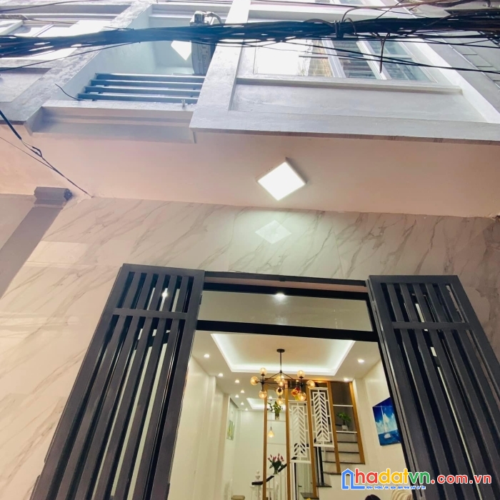 Nhà đẹp hoàng mai – hai thoáng– gần ô tô - tặng full nội thất