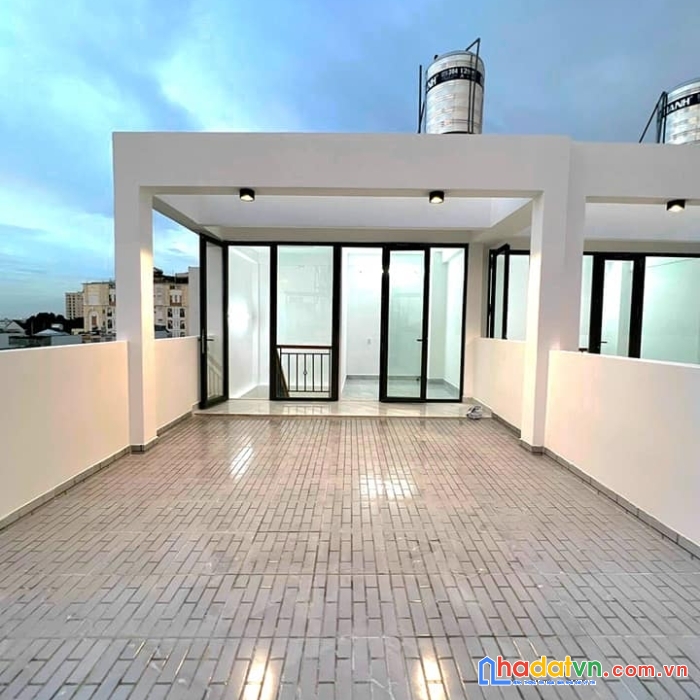 Ô tô đỗ cửa trần thị trọng 5 tầng - tặng nội thất cao cấp