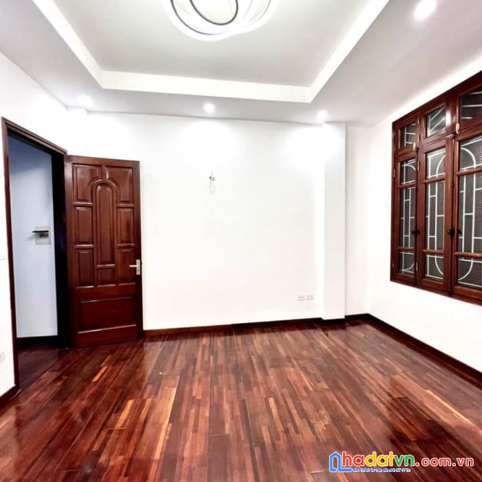 Nhà đẹp lô góc 40m, hơn 4ty