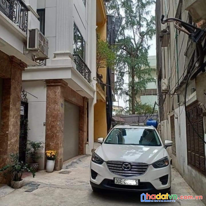 Nhà đẹp phố chùa láng - 2 thoáng - ở sướng - nhỉnh 6 tỷ