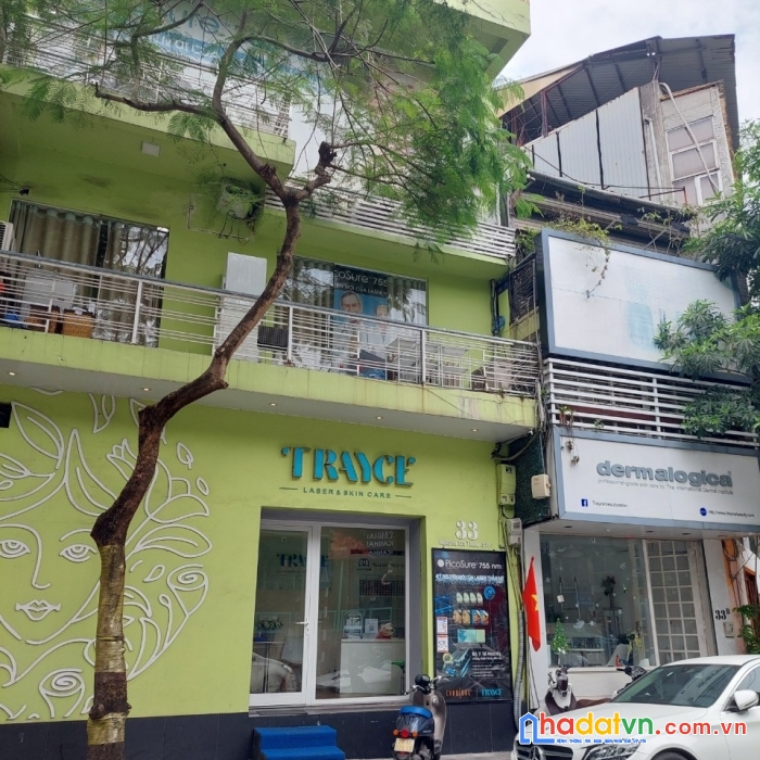 Chính chủ cần thanh khoản gấp căn nhà mặt phố lô góc 110m2 tại trung tâm 2 bà trưng , 4 tâng..