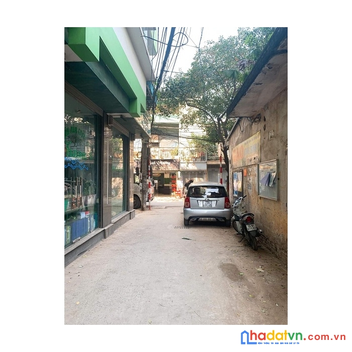 Nhỉnh 5 tỷ tl - nhà mới - ở luôn - nội thất đẳng cấp - ba gác tránh - hợp lý - nở hậu - giếng trời