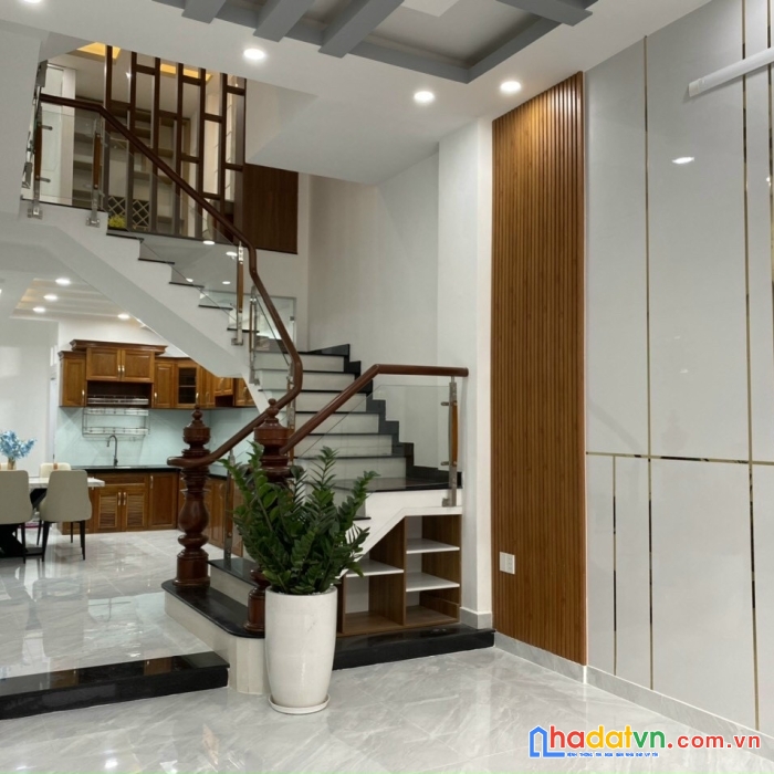 Trần huy liệu, 4 x 13m, 3 lầu, hẻm 4m, chỉ 8.5 tỷ, phú nhuận