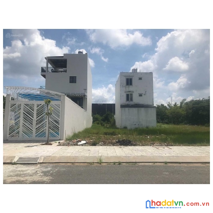 Bán lô đất full thổ cư 5x20. trịnh như khuê bình chánh.giá 1.5 tỷ