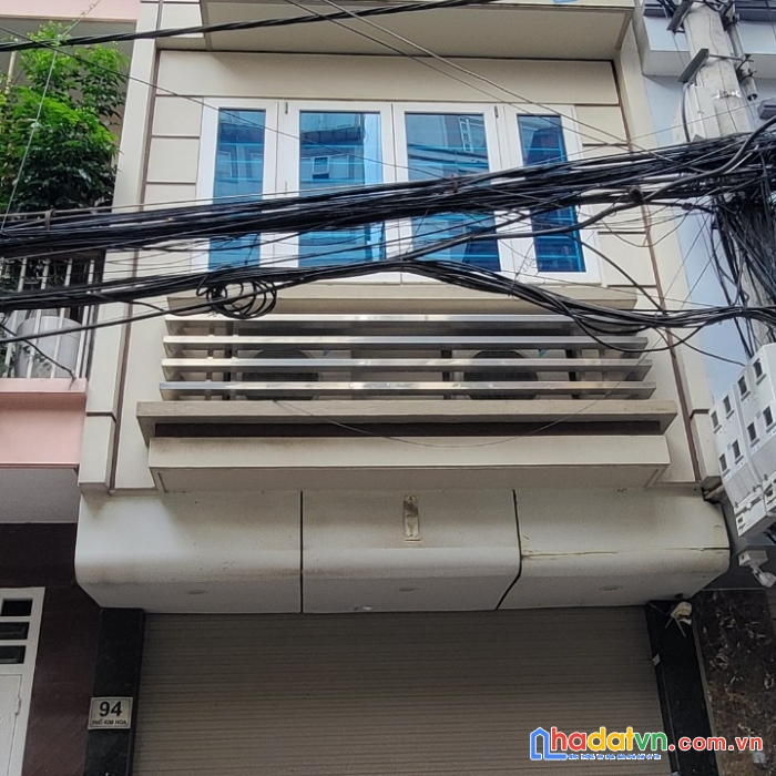 Siêu phẩm mặt phố đông các, lô góc, giá rẻ, kinh doanh sầm uất, dòng tiên 500 triêu/ năm.
