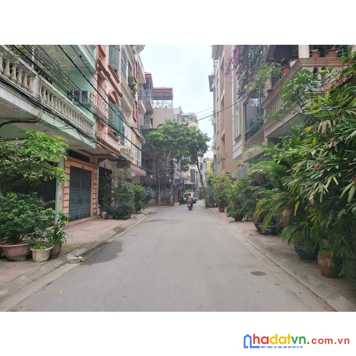 Cần bán gấp. 50/60m2 5 tầng mặt tiền 8m  an dương - tây hồ giá nhỉnh 10 tỷ lh. 0912265058.