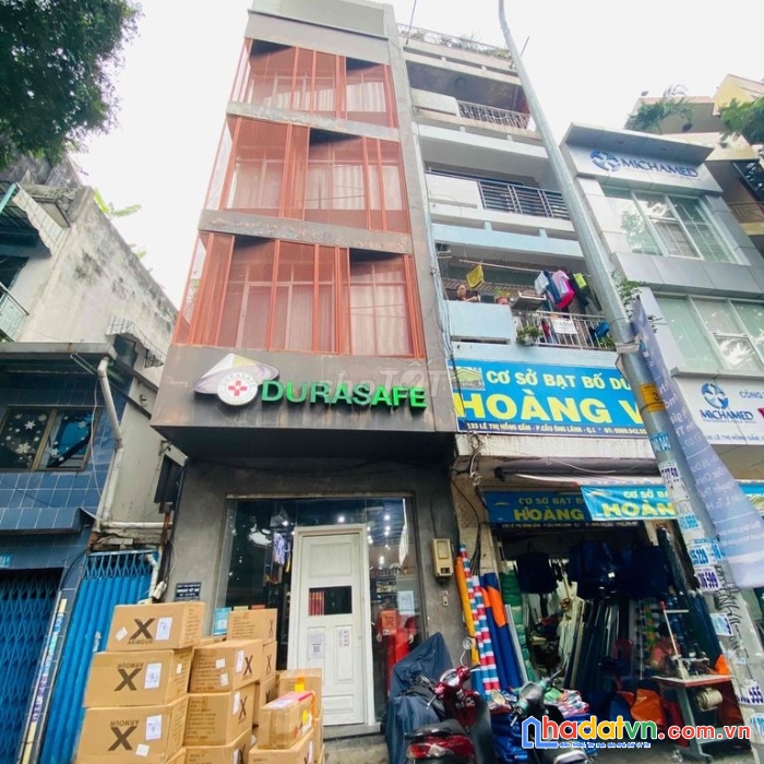 Cho thuê nguyên căn nhà mặt tiền đường lê thị hồng gấm