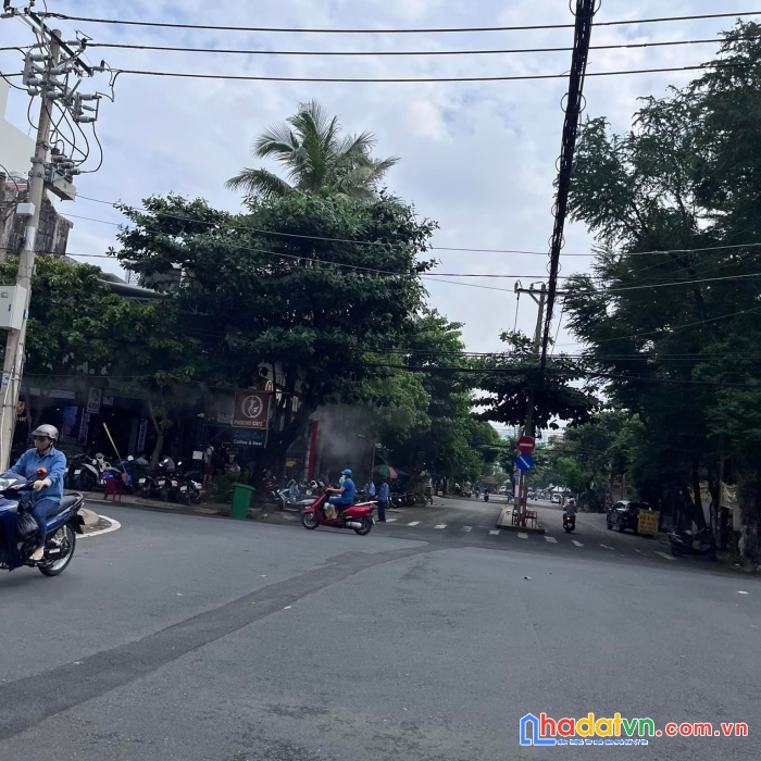 Mặt tiền hiền vương - tân phú - 1 đời chủ chưa qua đầu tư  - chỉ 12.x tỷ.