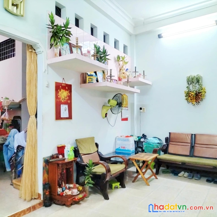 Bán nhà mặt tiền kd ngô thời nhiệm phú nhuận 4 x12m giá chỉ 7.2 tỷ