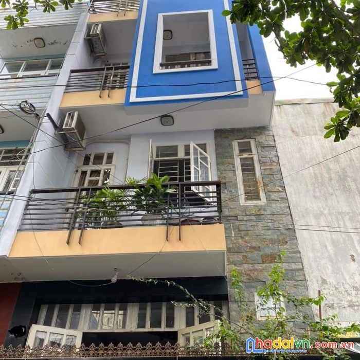 Bán nhà lũy bán bích _ tân phú, xe hơi ngủ trong nhà,  khu dân trí, 4tầng đúc btct, chỉ nhỉnh 5tỷ.