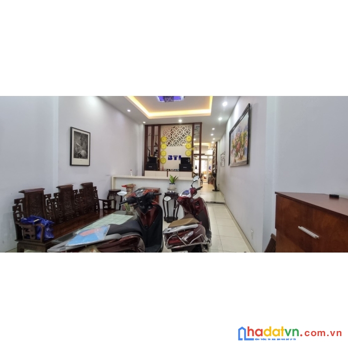 Bán nhà đường nguyễn trọng tuyển phú nhuận, ô tô 7 chỗ đỗ cửa, 4 tầng btct, tiện mở công ty, kinh