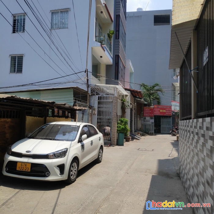 Bán nhà riêng phường 4 quận 8 - hẻm xe hơi 6 tỷ 200 triệu