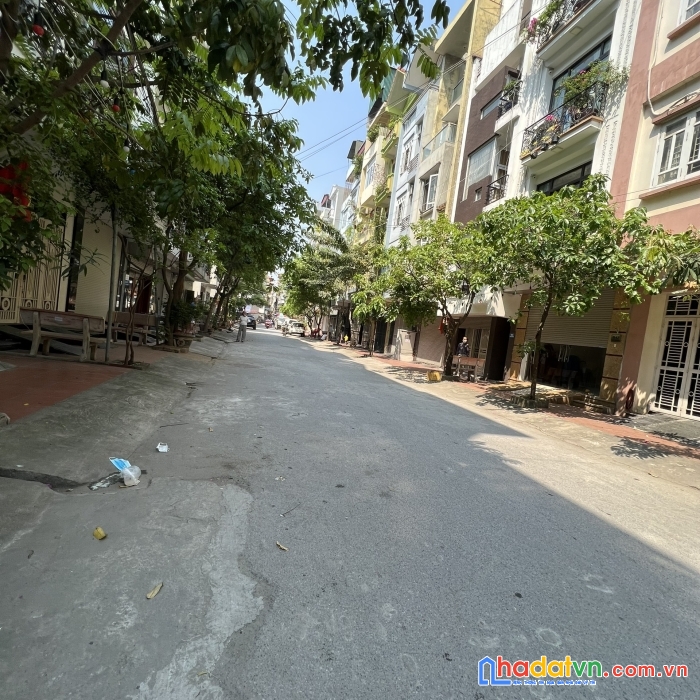 Bán lk ngô thì nhậm hà đông 43m2 4 tầng ô tô 6.1 tỷ.