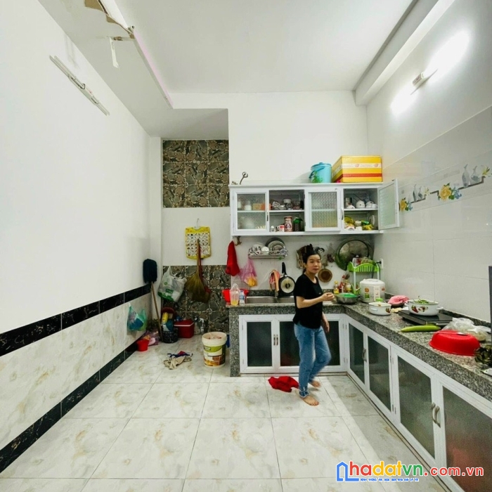 Hẻm 3m thông lê văn sỹ, 3.6x12m, 2 lầu, chỉ 5.7 tỷ, phú nhuận