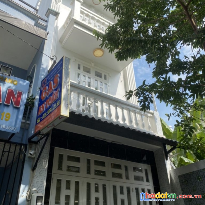 Bán nhà đội cấn , ba đình,  52m x 5t, mt 5m, kinh doanh, 5.4 tỷ.