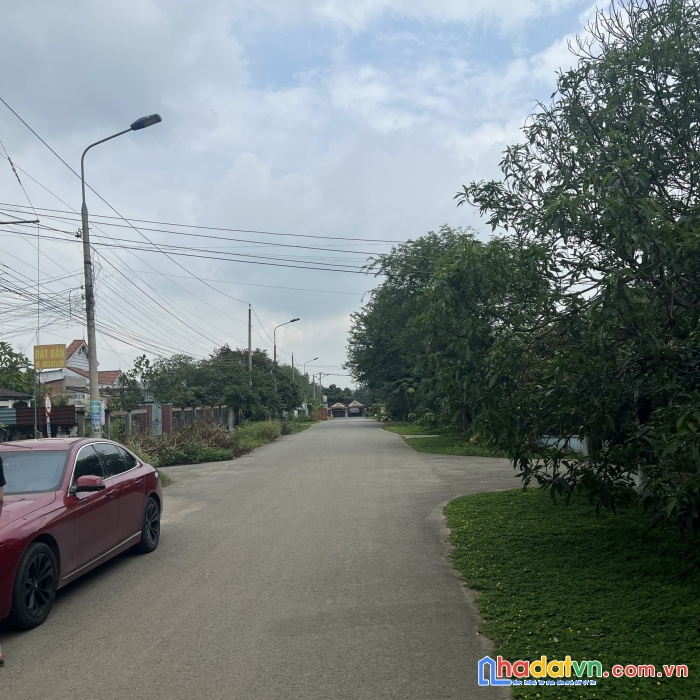 Bán lô đất mặt tiền 14m xã bình sơn, long thành đồng nai, giá 1ty4, dt 100m2, 0909478446