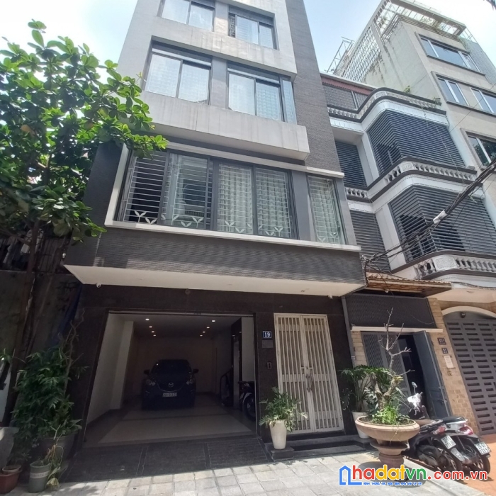 Bán nhà phố huỳnh thúc kháng, đống đa, 68m2, 7tầng, mt6m, giá 19,6 tỷ, 933705193