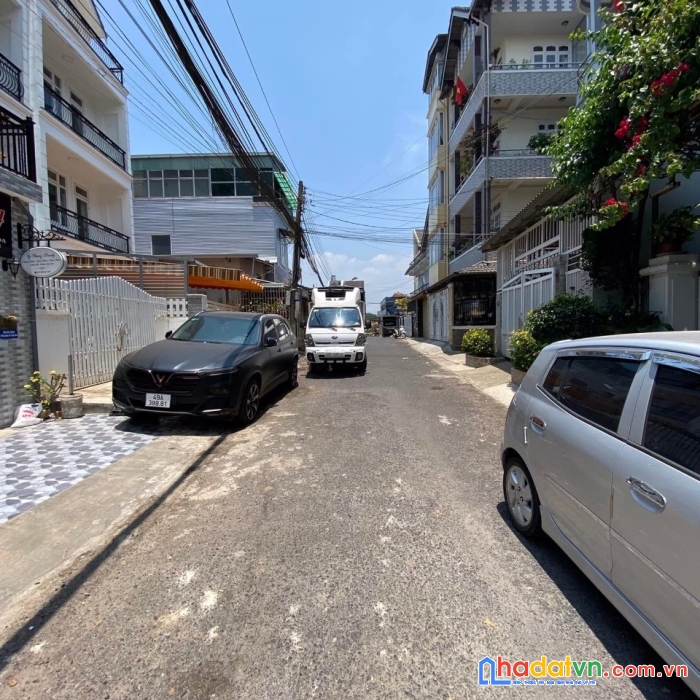 Bán nhà mặt tiền đẹp phường 6 đà lạt
