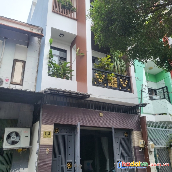 Cần bán gấp căn nhà vị trí đẹp giá siêu đầu tư tại quận tân bình , tphcm