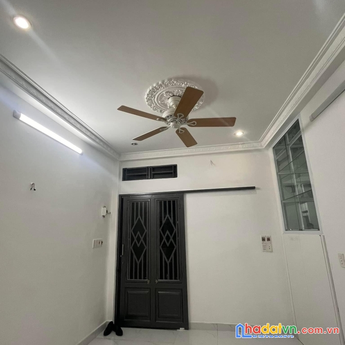 Bán nhà tân bình-phạm văn hai-5 tầng-chỉ nhỉnh 3 tỷ