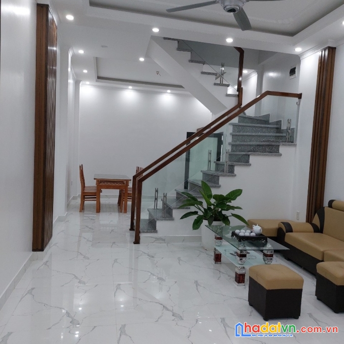 Chính chủ cần bán gấp căn nhà vị trí đẹp giá siêu đầu tư tại quận lê chân, tp hải phòng.