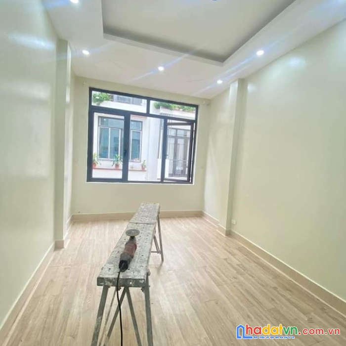 Chủ bán lòng xào dưa - bán nhà -cầu giấy - mỹ đình-dt 49 m2 ×6 tầng × mt 9m -giá chỉ 4.1t