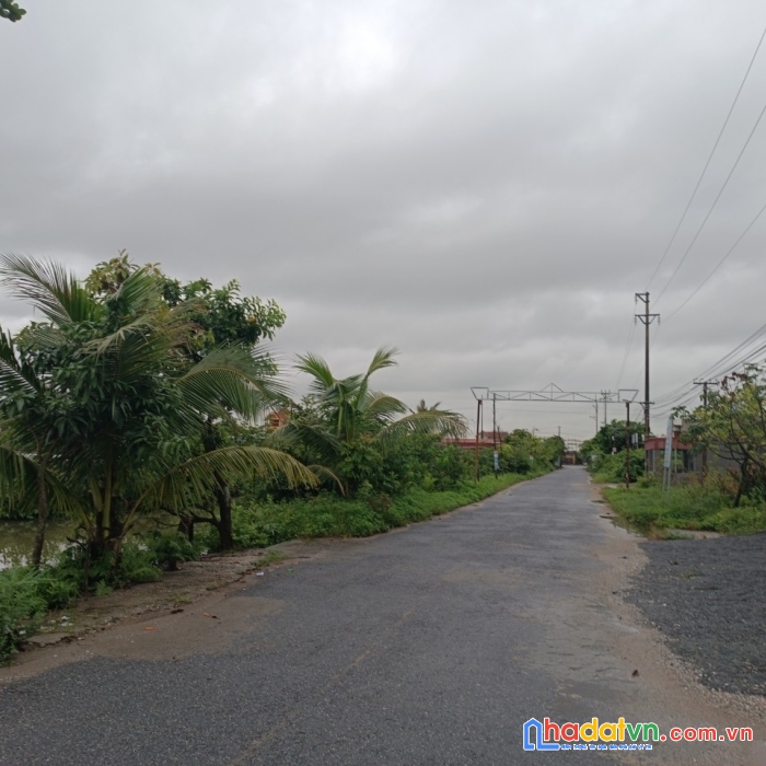 Mặt đg  tdp tân lập tân thành dương kinh  hp 150m giá 21,3 tr m