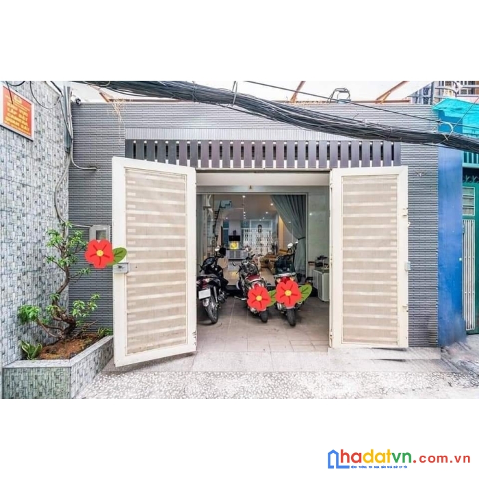 Hẽm thích quảng đức - phường 05 - phú nhuận