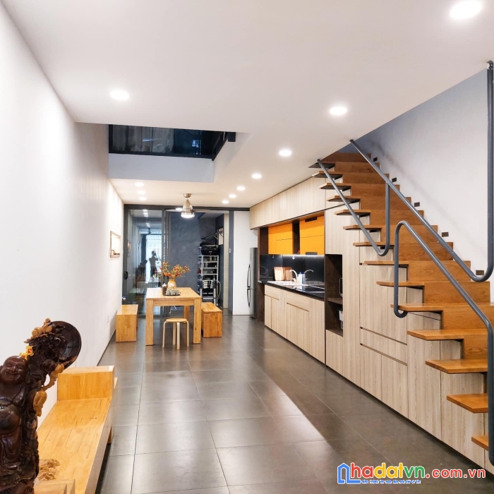 Bán nhà đẹp, phong cách đẳng cấp, đường số 8, dt 76m2, giá 9,35 tỷ