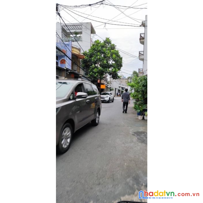 Bán nhà ngã tư bốn xã - 2 lầu đẹp- 66m2 - chỉ 5 tỷ nhỉnh