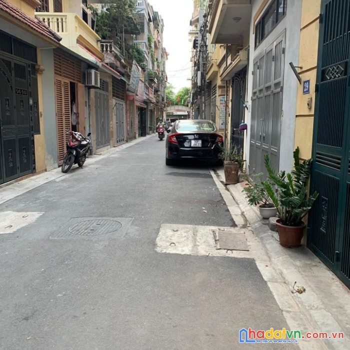 Bán nhà dịch vọng, lô góc, ô tô đỗ cửa 62m2 x 4 tầng, mt 4.5m giá 7.2 tỷ 0902224679