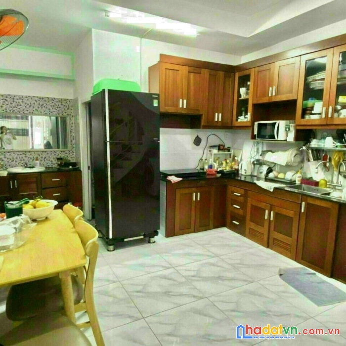 Bán gấp, 3 lầu, tân bình, 4 x 12.5m, chỉ 5.9 tỷ, bùi thế mỹ