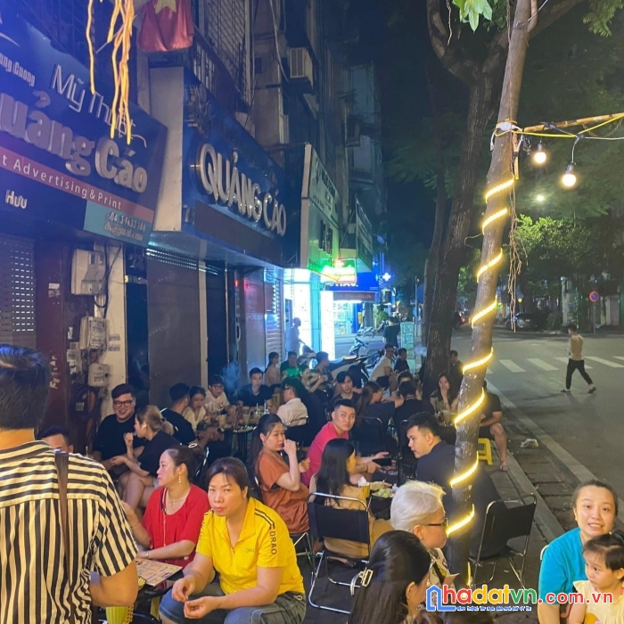Do mình chuyển đổi ngành kinh doanh nên mình muốn sang nhượng quán trà chanh nước ép trên phố lê