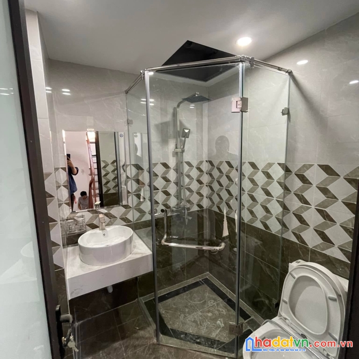 Bán nhà mặt ngõ cách phố 50m tại nguyễn khang cầu giấy giá 4 tỉ 8