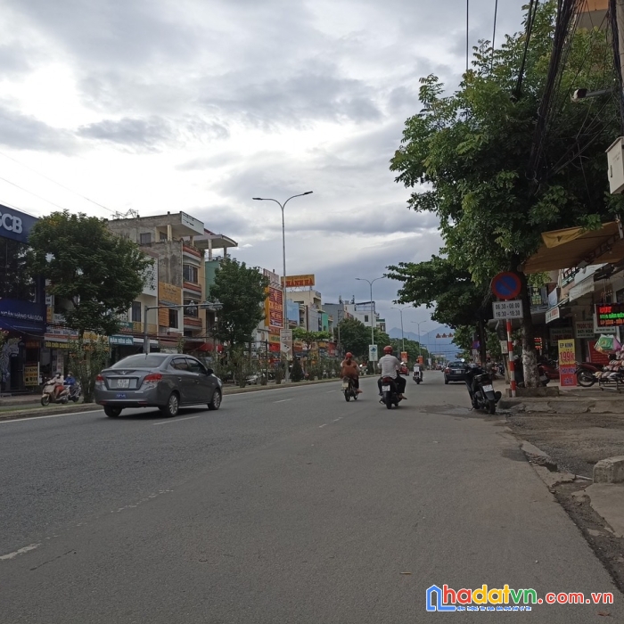 Bán nhà đường tôn đức thắng 140m2 cạnh chợ hòa khánh 0799004406