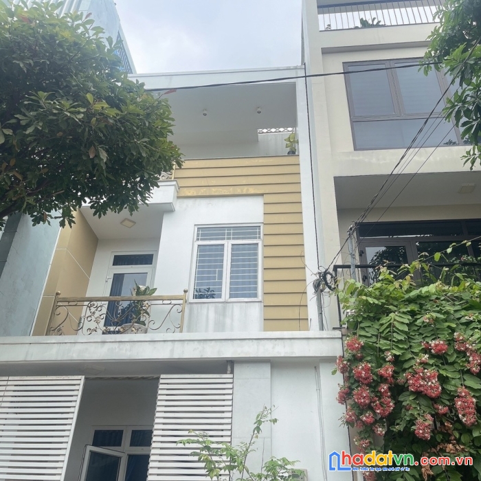 Bán gấp nhà hxh vườn lài-quận 12 chỉ nhỉnh 8 tỷ ngang 5, sổ vuông.
