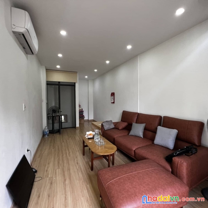 Bán nhà mặt phố tô hiến thành, hai bà trưng 26m, kd, ô tô dừng đỗ, giá 14.xtỷ. lh0366051369