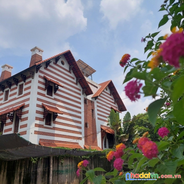 Đất ngọc thụy 530m lô góc 3 mặt tiền siêu đẹp chỉ 25 tỷ 0868246333