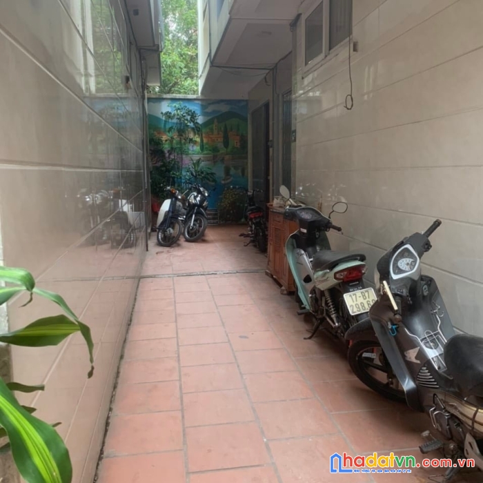Cầu giấy nhà mới tinh - cách mặt phố 50m – chỉ việc xách va ly về ở ngay