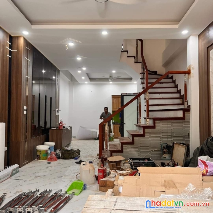 Gấp! bán nhà kinh doanh phố mai động, hoàng mai 5 tầng. về ở ngay