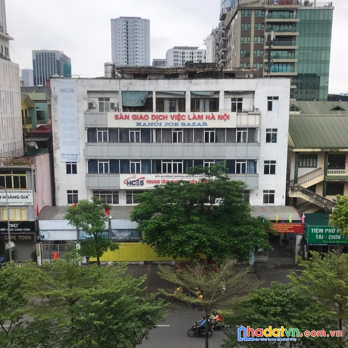 Hiếm! bán nhà 5 tầng mặt phố trung kính lớn,kdoanh siêu đỉnh,vỉa hè thoáng rộng,giá 22,5 tỷ.