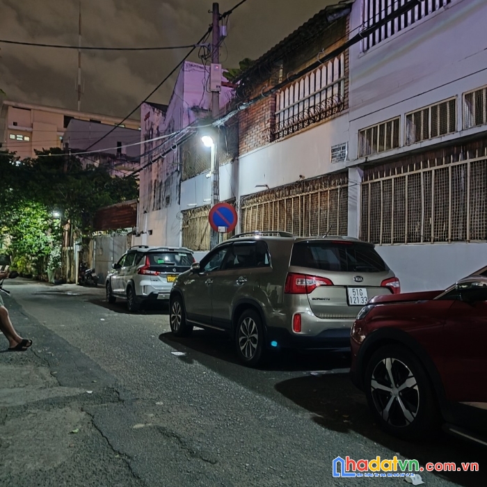 Bán tòa nhà chdv nguyễn thị nhỏ, 25 phòng cho thuê, 130m2 chỉ 13 tỷ 5 tl
