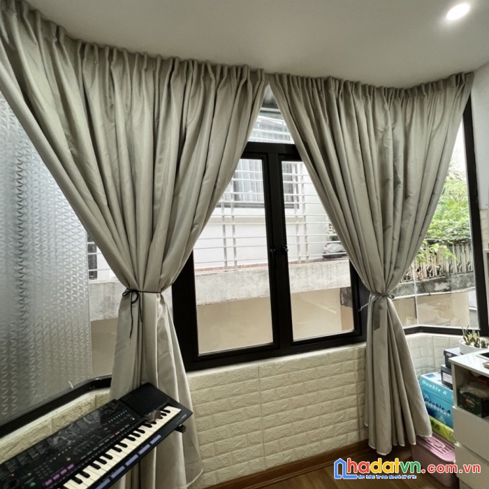 Bán nhà tôn đức thắng, đống đa, hiện đại, giá tốt, 33m2, 3 ngủ, hơn 3 tỷ