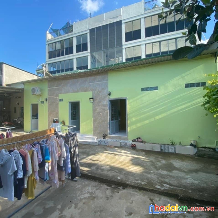 Bán 238m2 đất tăng nhơn phú a thủ đức chỉ 35 triệu/m2, cách mặt tiền man thiện 20m