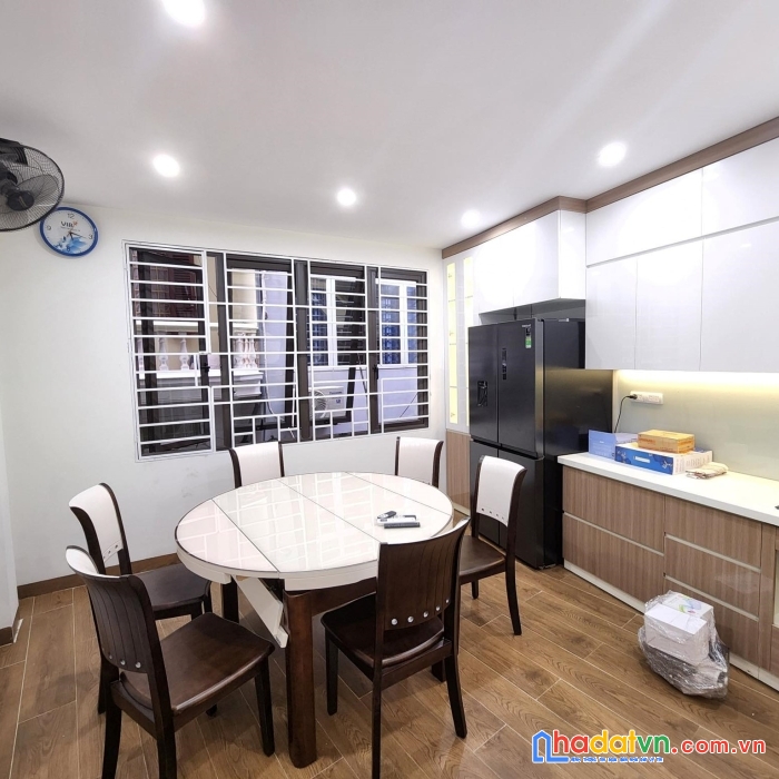 Hiếm! nhà ô chợ dừa, đống đa, mới coong, ô tô, 34m2, 5 tầng, hơn 4 tỷ