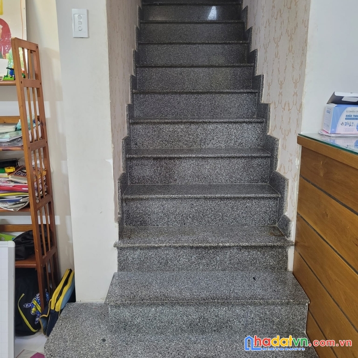 Bán nhà sát mặt tiền gần bắc hải, hàng xóm quận 3, quận 10 52m2 chỉ 7.1 tỷ