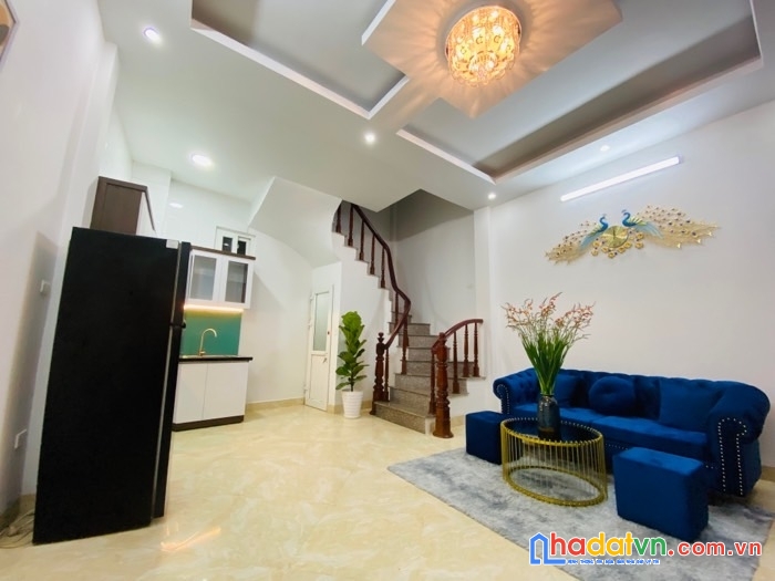 Bán nhà giáp nhị hoàng mai hà nội dt 31 m2 , 5 tầng , giá hơn 3 tỷ sổ đẹp